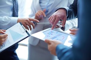 Analisi fondamentale e trading online L'analisi fondamentale può aiutare molto il trader