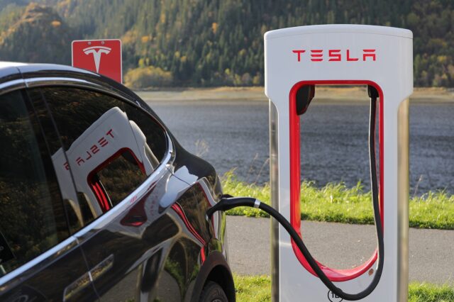 Come Comprare azioni Tesla nel 2021